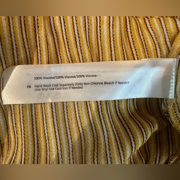 NWT - Band of Gypsies Yellow B & W Striped Jumpsuit. - Picture 8 of 8